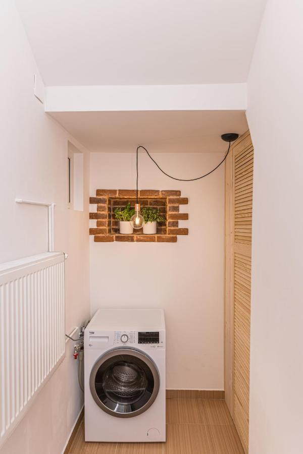 Garden Hideout - Central Apartment Брашов Экстерьер фото